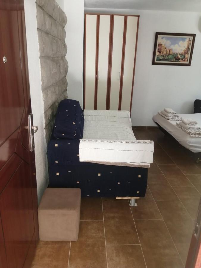 Centar Milena Apartmani Будва Екстер'єр фото